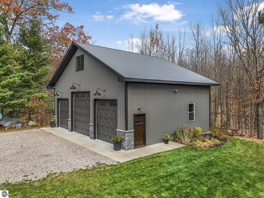 4 Bedroom Single Family Home/House's Image 55