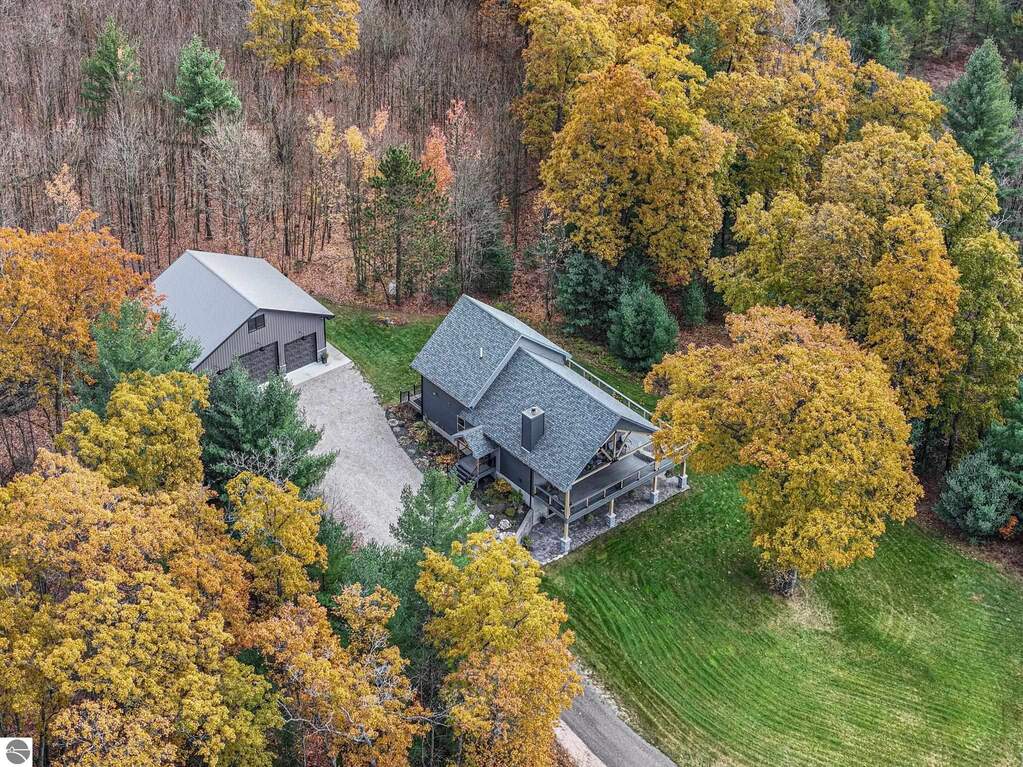 4 Bedroom Single Family Home/House's Image 60