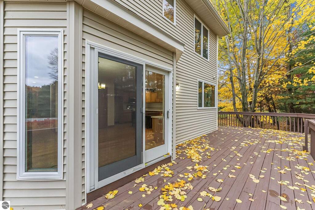 4 Bedroom Single Family Home/House's Image 14