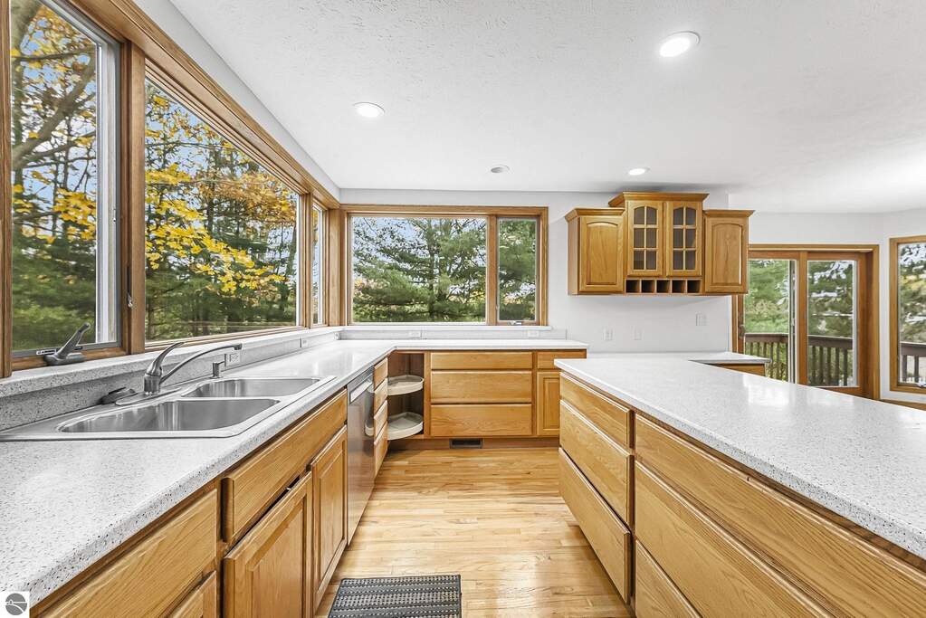 4 Bedroom Single Family Home/House's Image 21