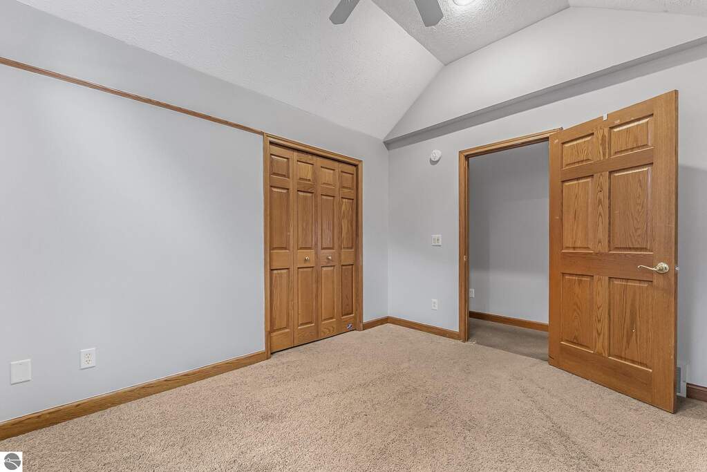 4 Bedroom Single Family Home/House's Image 44