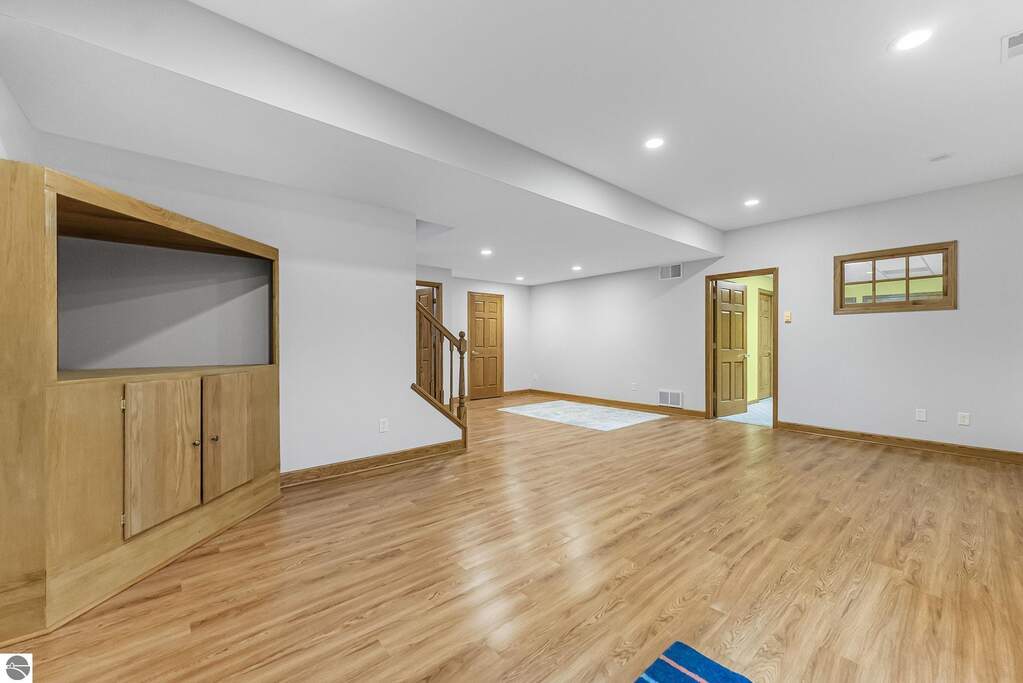 4 Bedroom Single Family Home/House's Image 51