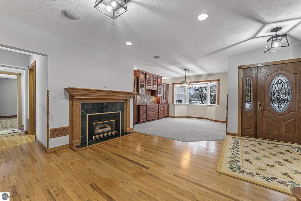 4 Bedroom Single Family Home/House's Image 27