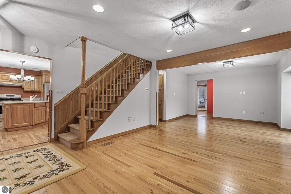 4 Bedroom Single Family Home/House's Image 31