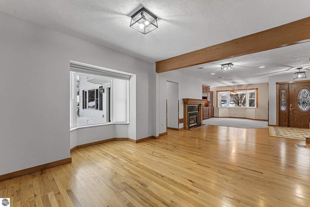 4 Bedroom Single Family Home/House's Image 33