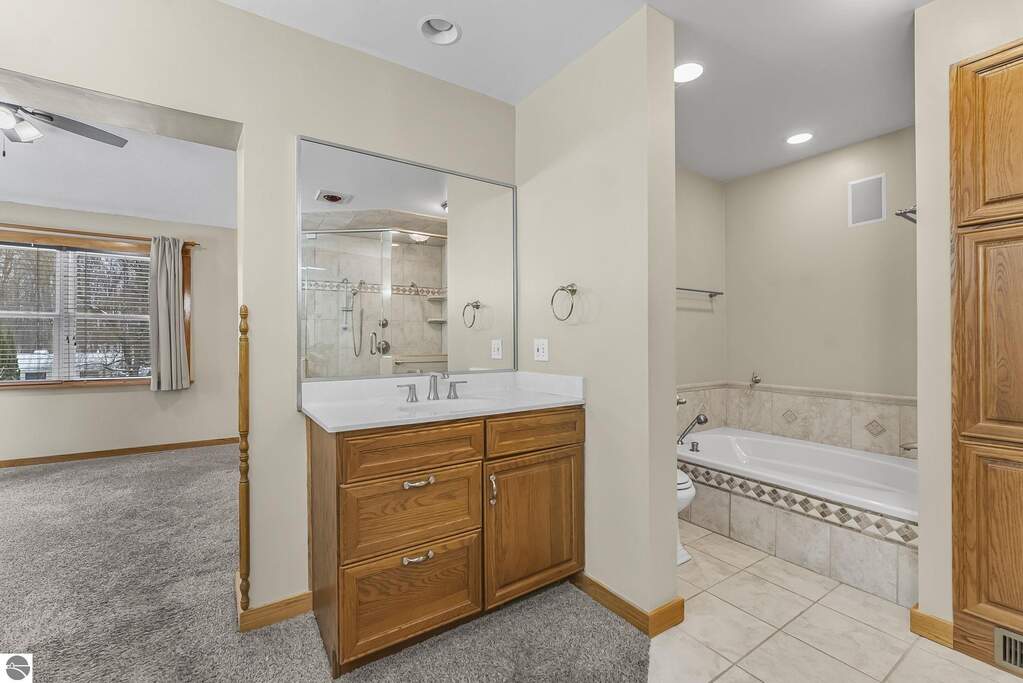 4 Bedroom Single Family Home/House's Image 47