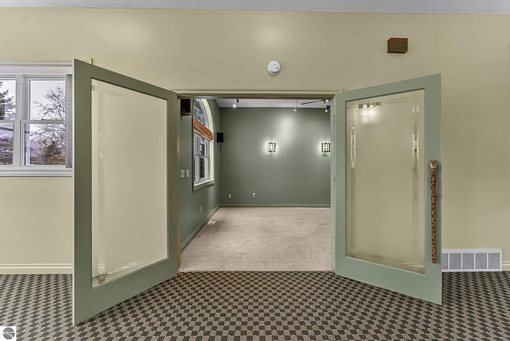 4 Bedroom Single Family Home/House's Image 65