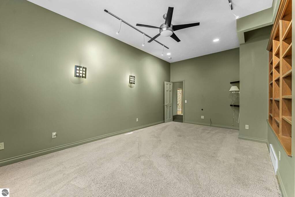 4 Bedroom Single Family Home/House's Image 66