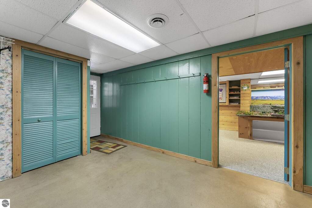 4 Bedroom Single Family Home/House's Image 79