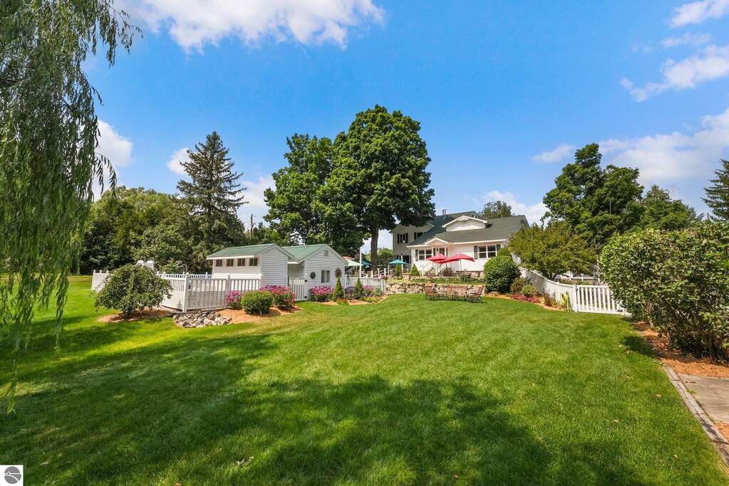 4 Bedroom Single Family Home/House's Image 84