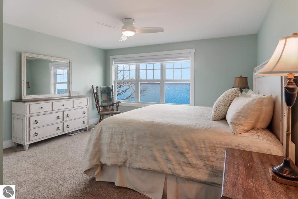 4 Bedroom Single Family Home/House's Image 33