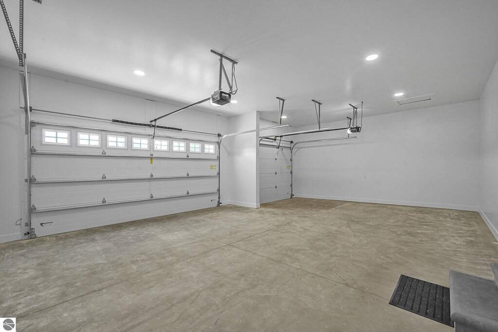 4 Bedroom Single Family Home/House's Image 61