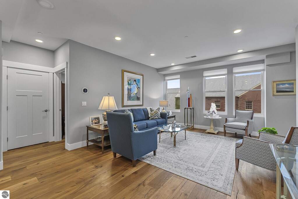 2 Bedroom Apartment/Flat's Image 5