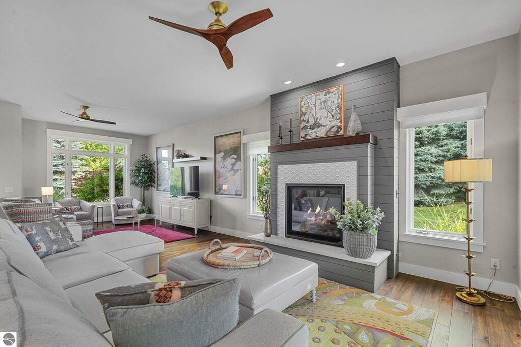 4 Bedroom Single Family Home/House's Image 13