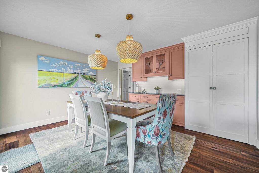 4 Bedroom Single Family Home/House's Image 27