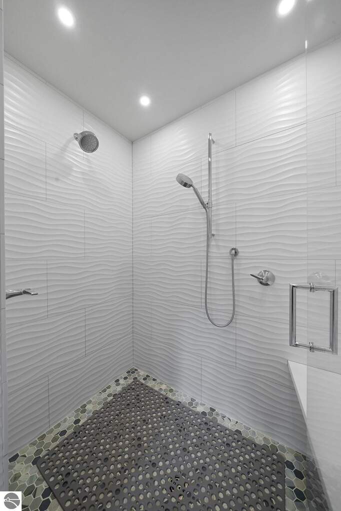 4 Bedroom Single Family Home/House's Image 43