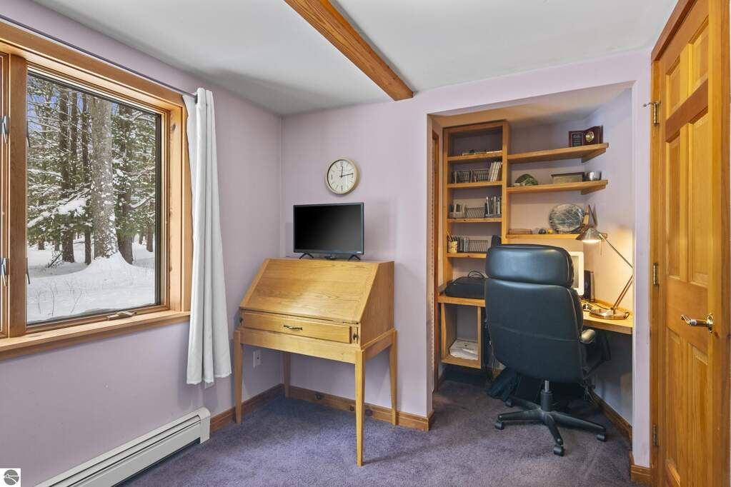 3 Bedroom Single Family Home/House's Image 14