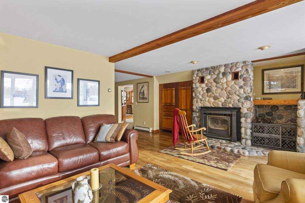 3 Bedroom Single Family Home/House's Image 18