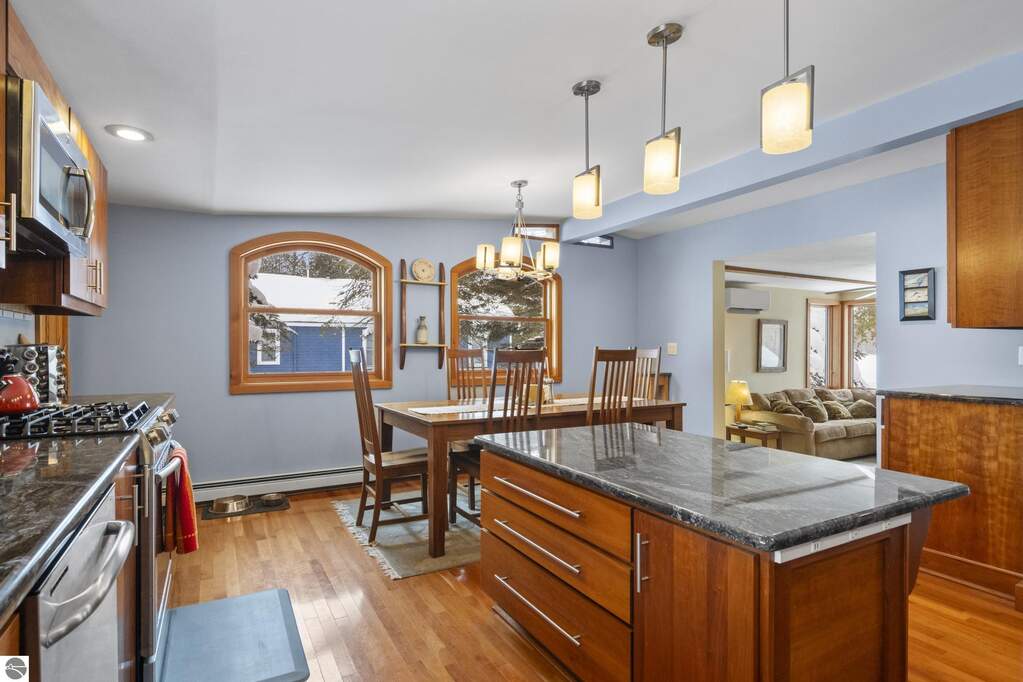 3 Bedroom Single Family Home/House's Image 25