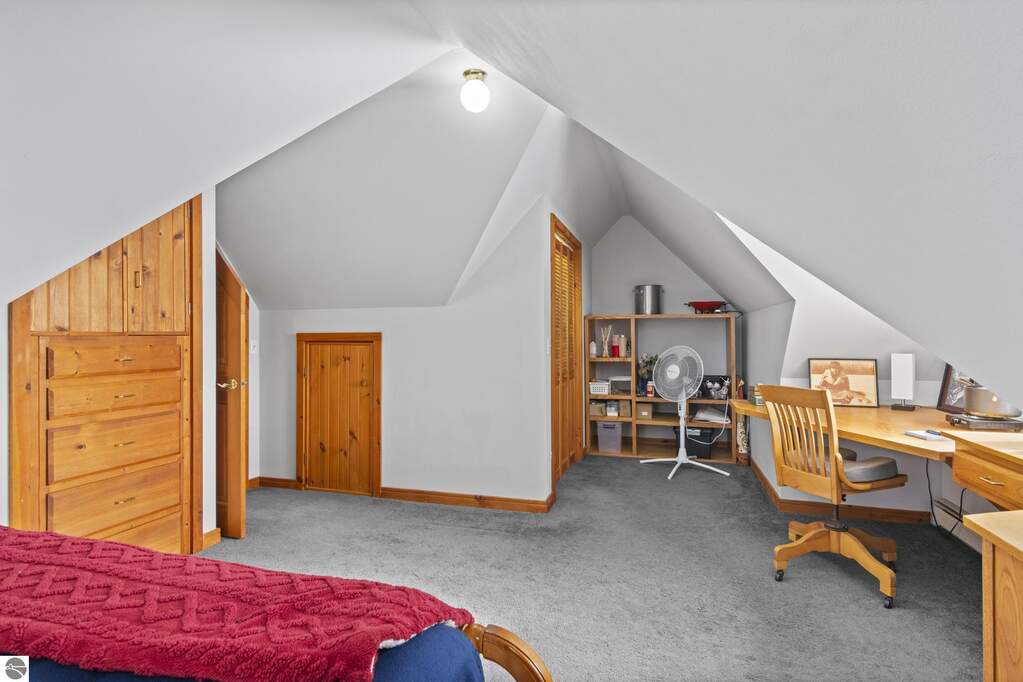 3 Bedroom Single Family Home/House's Image 32