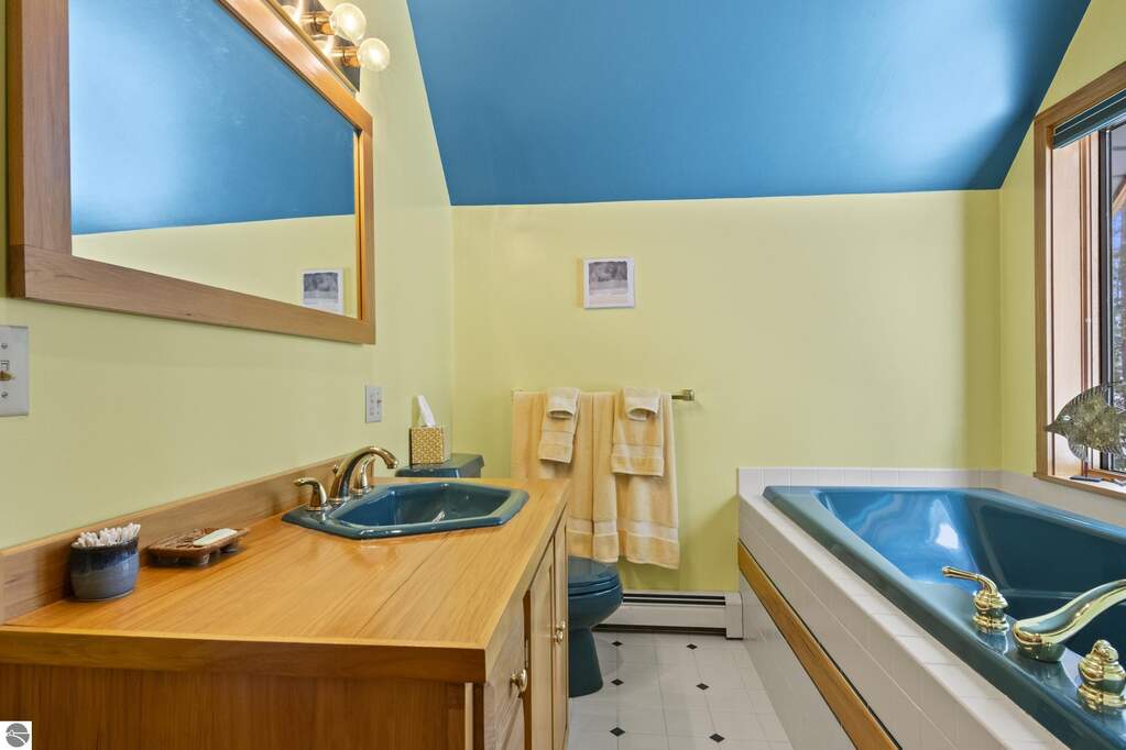 3 Bedroom Single Family Home/House's Image 41