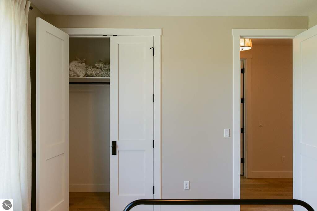 5 Bedroom Single Family Home/House's Image 50