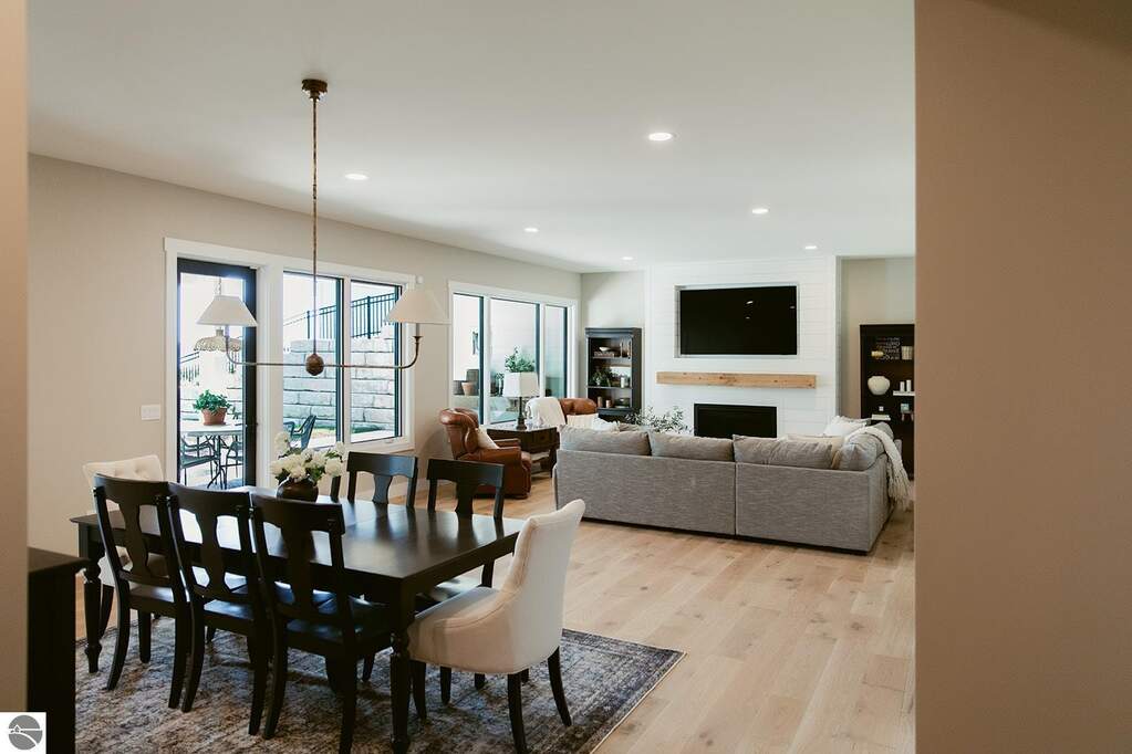 5 Bedroom Single Family Home/House's Image 57