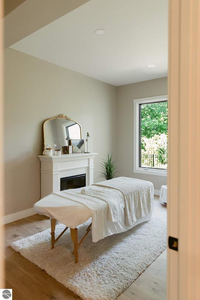 5 Bedroom Single Family Home/House's Image 65