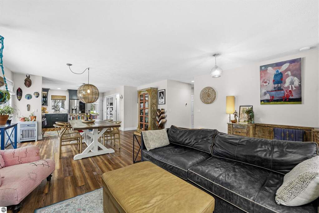 3 Bedroom Single Family Home/House's Image 9