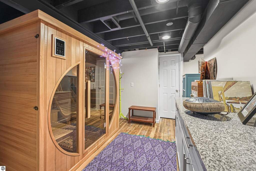 3 Bedroom Single Family Home/House's Image 39