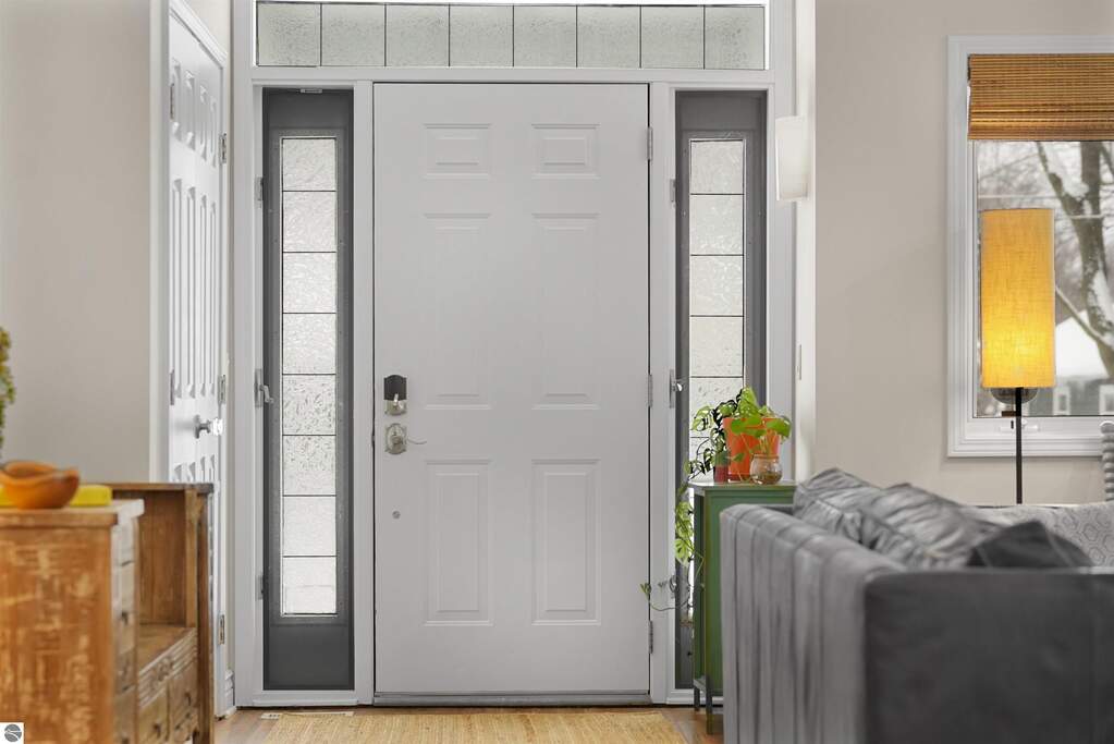 3 Bedroom Single Family Home/House's Image 5