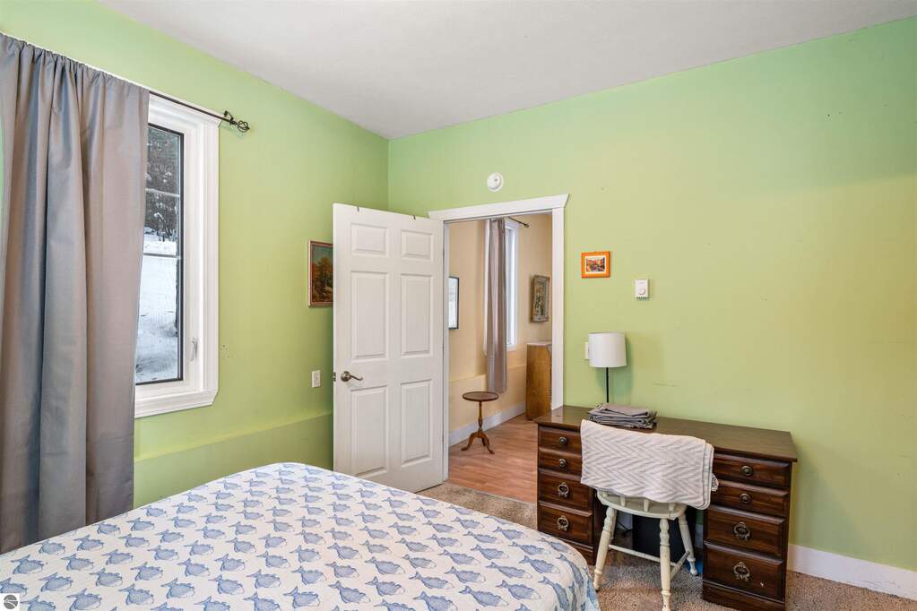 5 Bedroom Single Family Home/House's Image 46