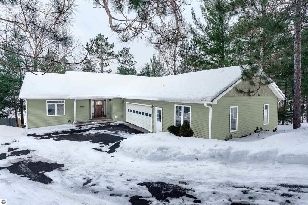 5 Bedroom Single Family Home/House's Image 51