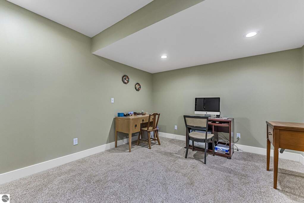 4 Bedroom Apartment/Flat's Image 29