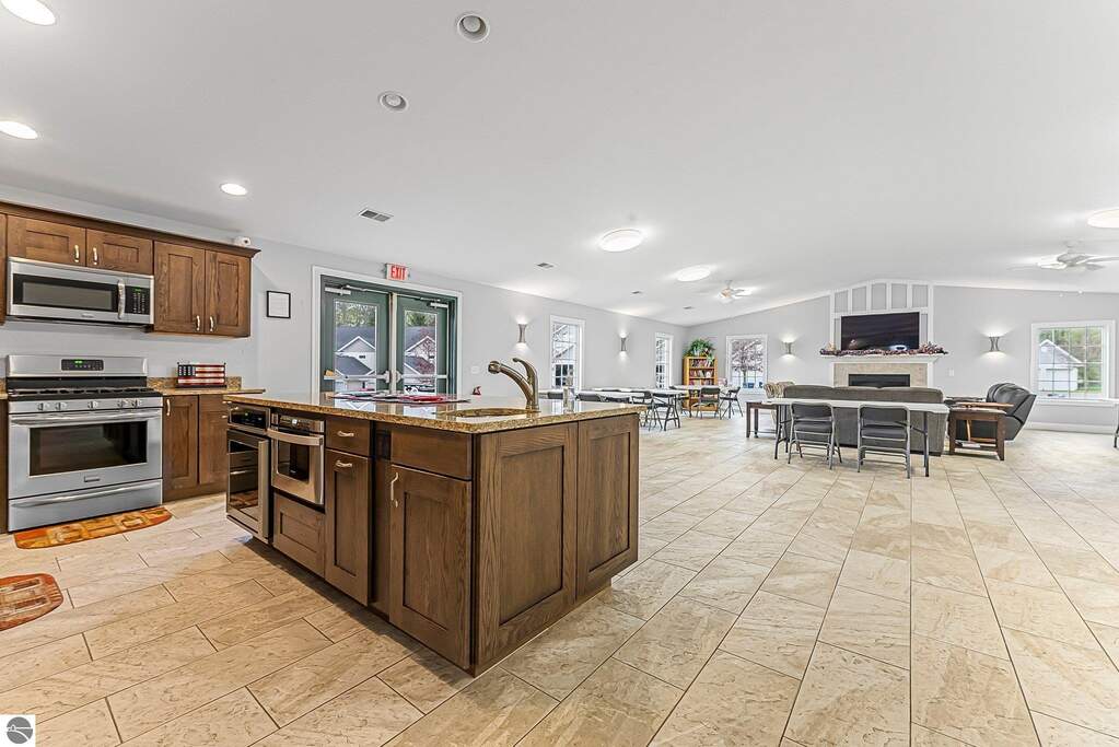 4 Bedroom Apartment/Flat's Image 48