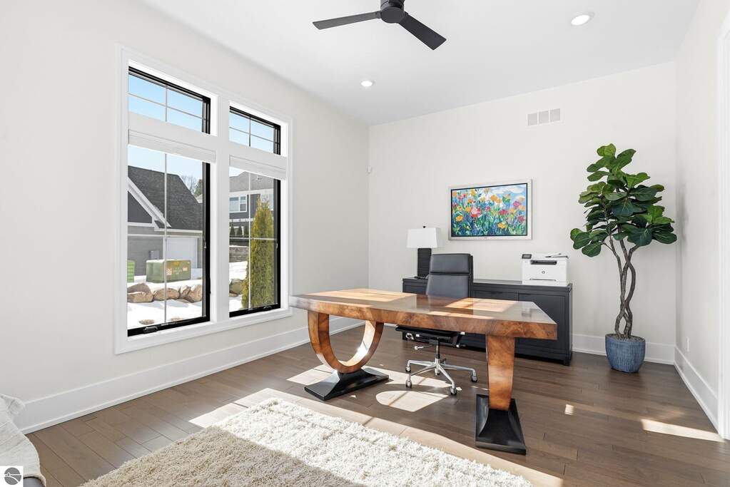 4 Bedroom Single Family Home/House's Image 23