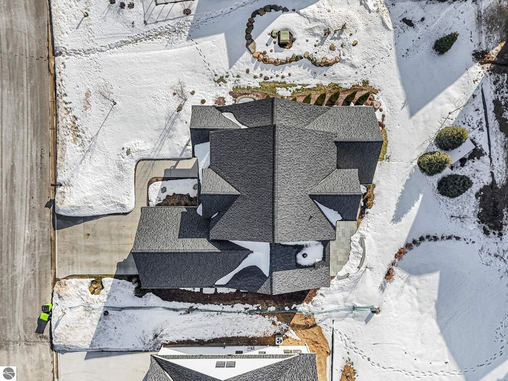 4 Bedroom Single Family Home/House's Image 81