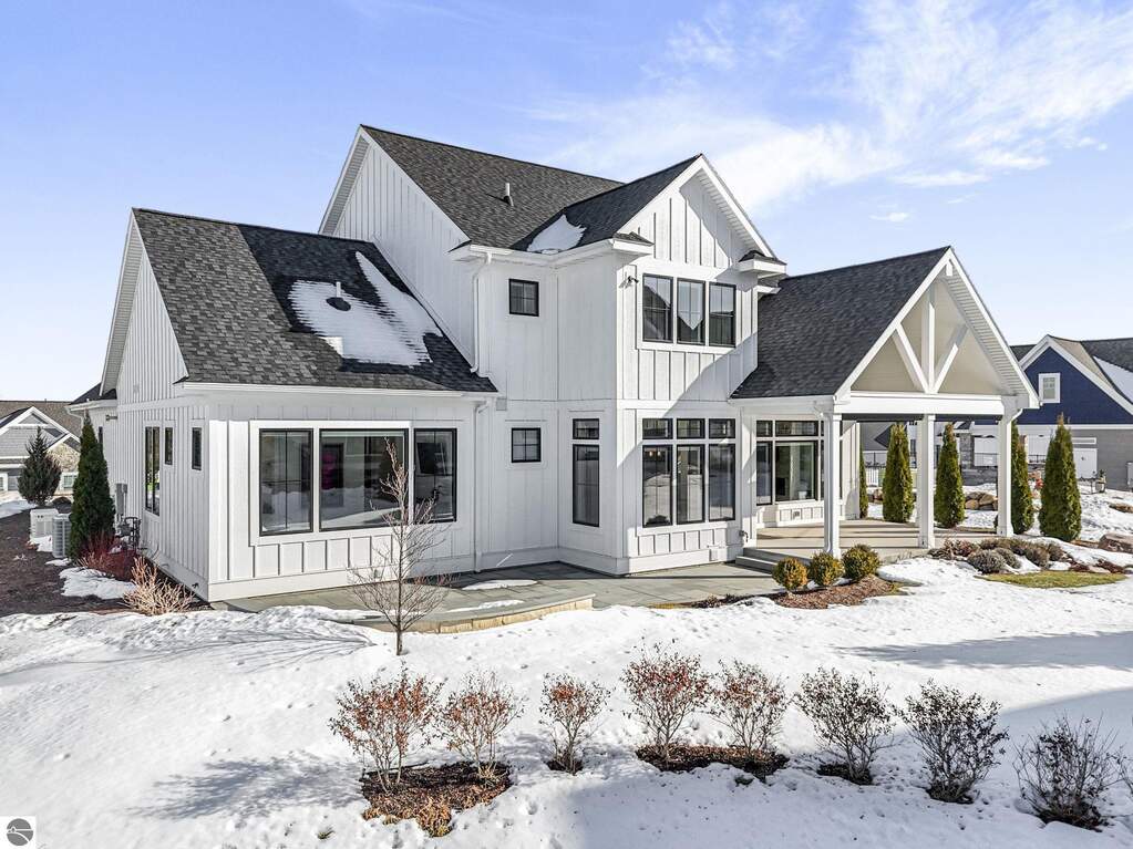 4 Bedroom Single Family Home/House's Image 96