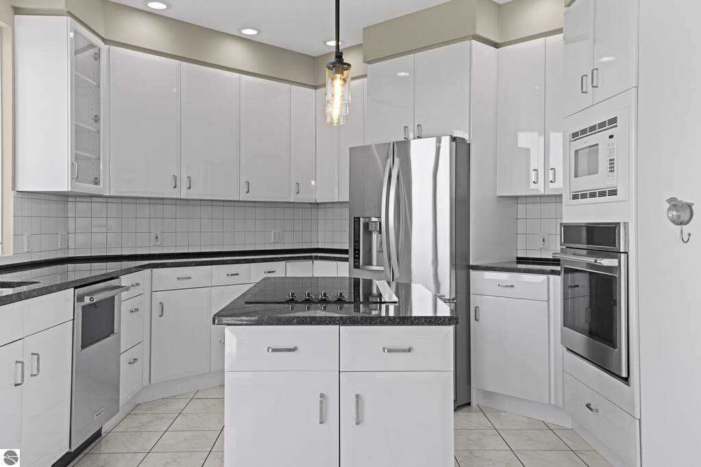4 Bedroom Single Family Home/House's Image 21