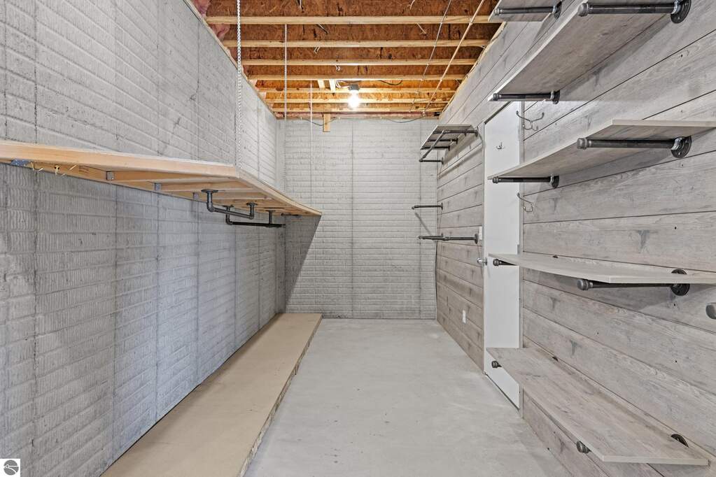 4 Bedroom Single Family Home/House's Image 60