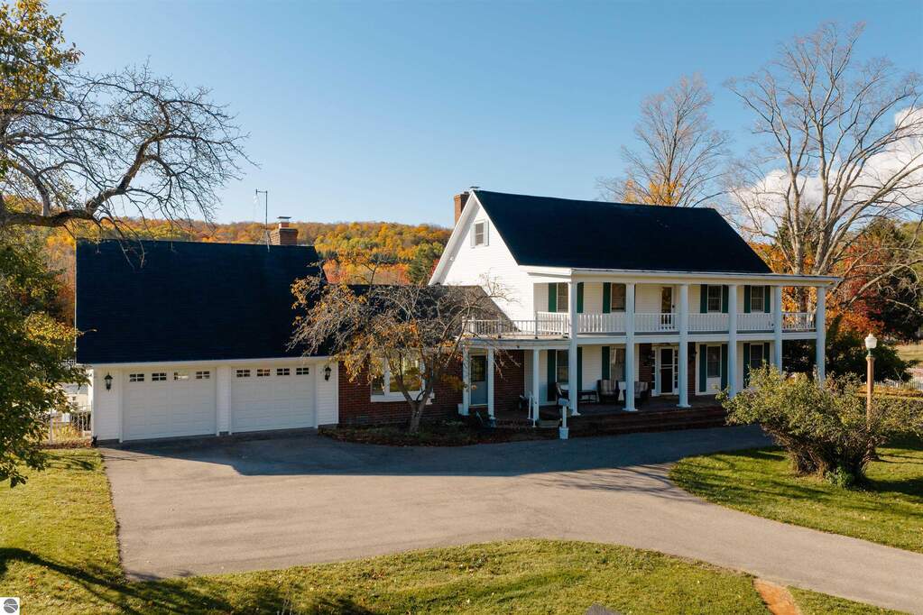 4 Bedroom Single Family Home/House's Image 22