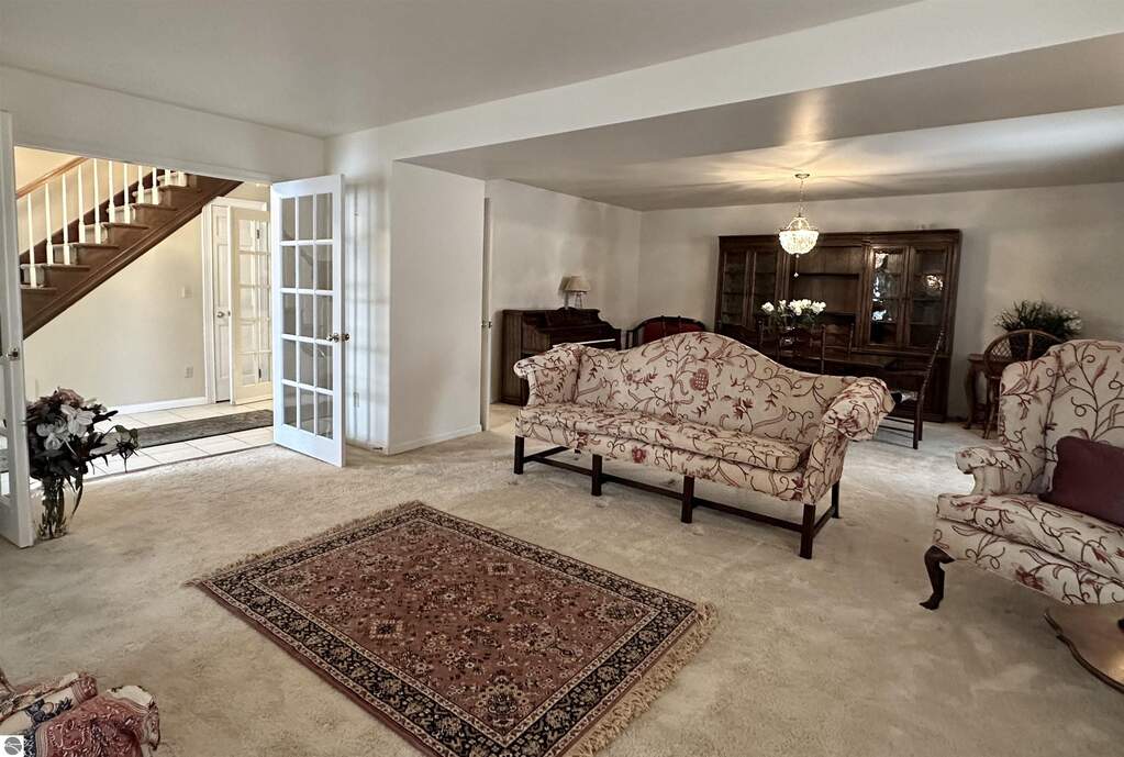 4 Bedroom Single Family Home/House's Image 44