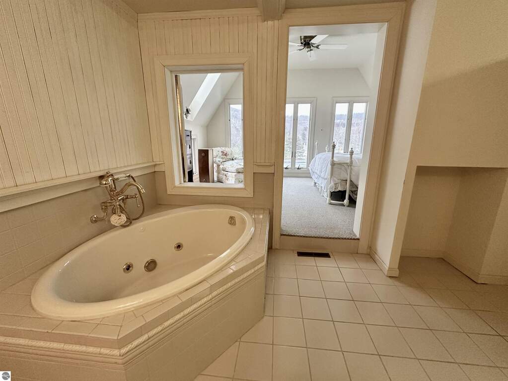 4 Bedroom Single Family Home/House's Image 47