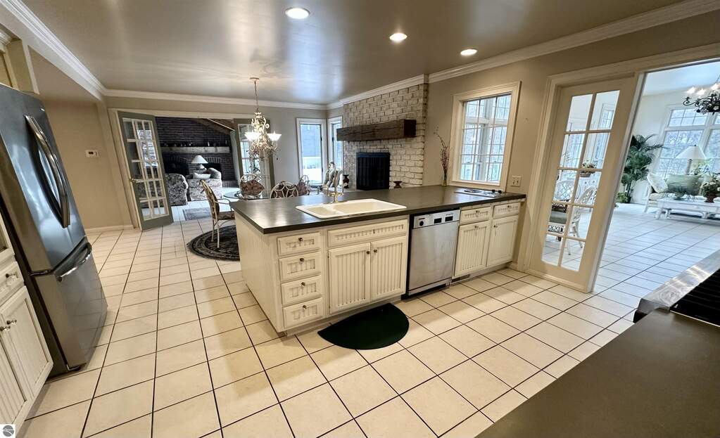 4 Bedroom Single Family Home/House's Image 67