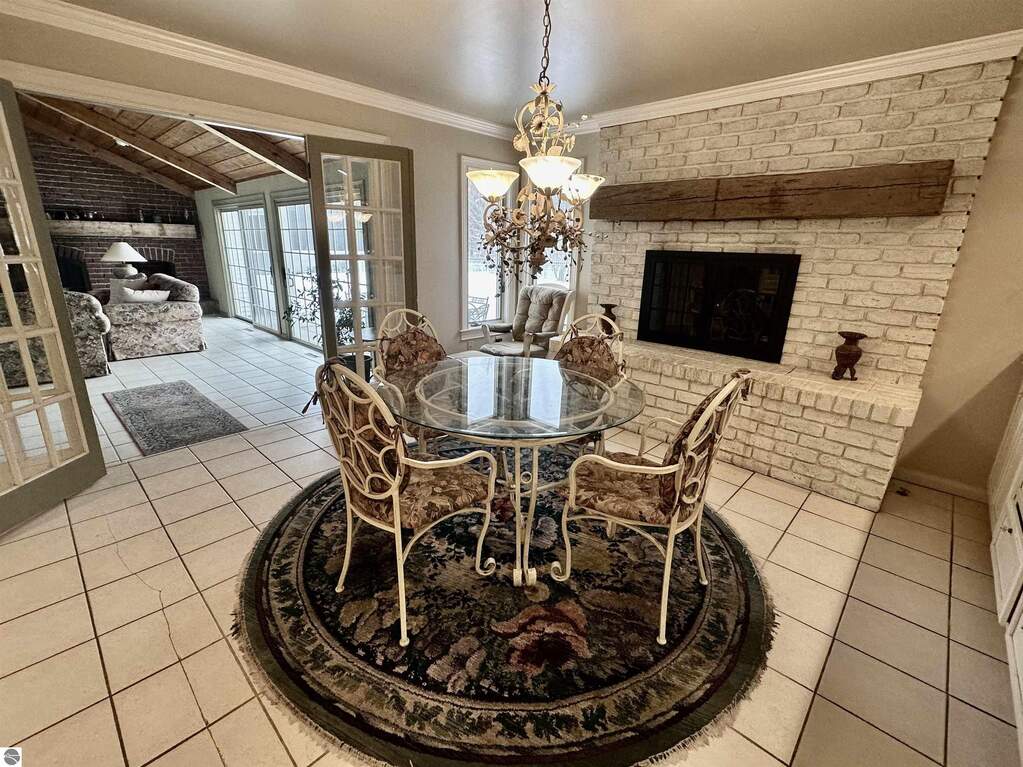 4 Bedroom Single Family Home/House's Image 72