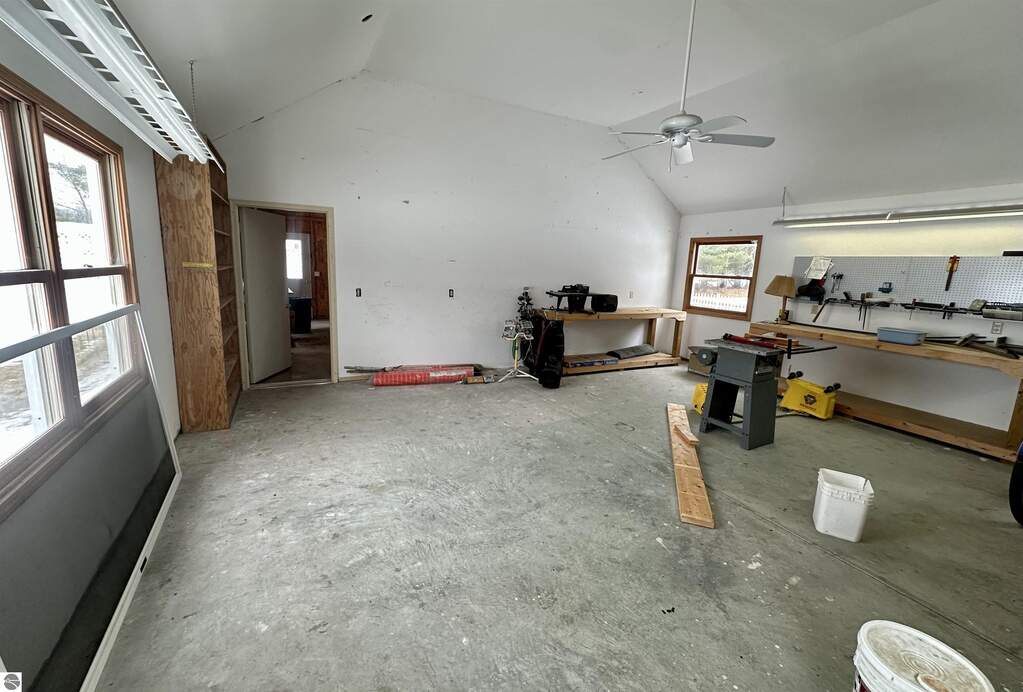 4 Bedroom Single Family Home/House's Image 83