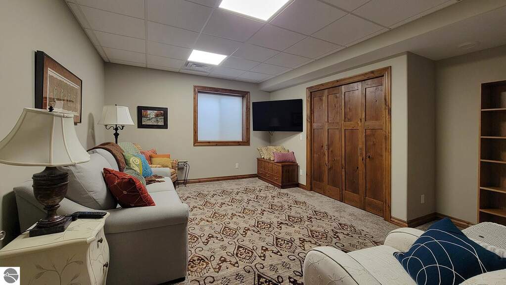 3 Bedroom Apartment/Flat's Image 31