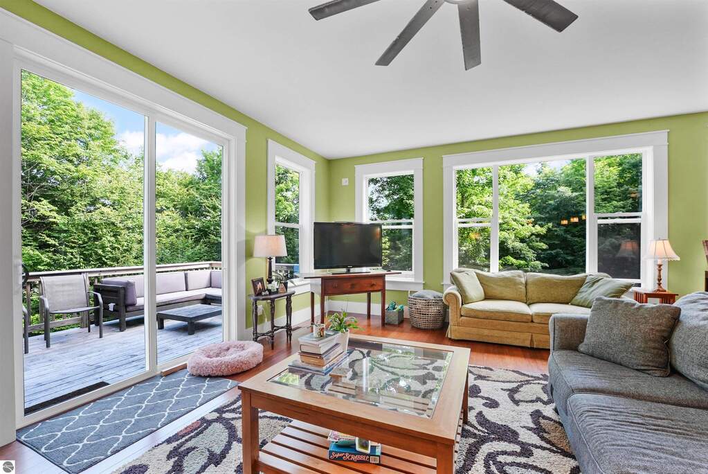 3 Bedroom Single Family Home/House's Image 10