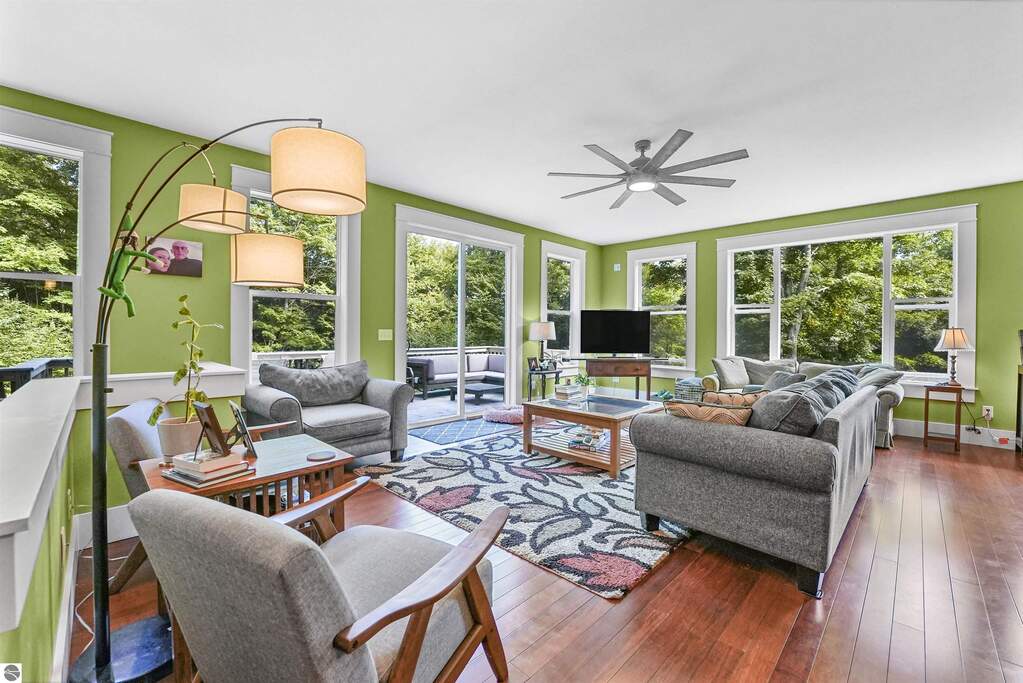 3 Bedroom Single Family Home/House's Image 11
