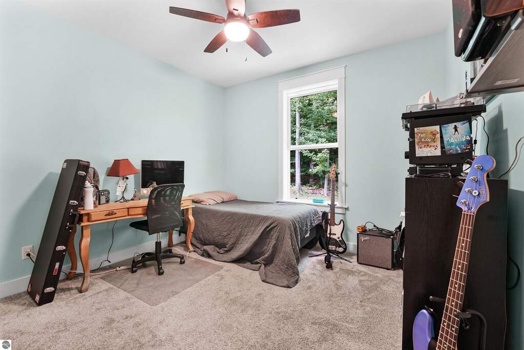 3 Bedroom Single Family Home/House's Image 21